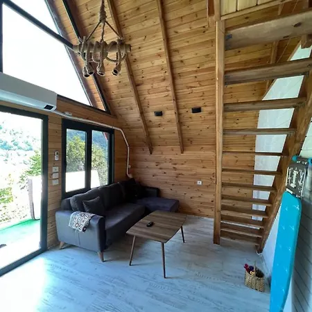 Hidden Garden Resort *